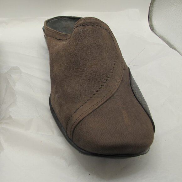 Sesto Meucci of Florence brown nubuck walker slip-on with leather accents in 8.5 - Picture 6 of 8